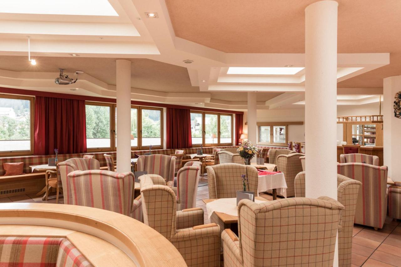 Hotel Kreuz Пфундс Экстерьер фото