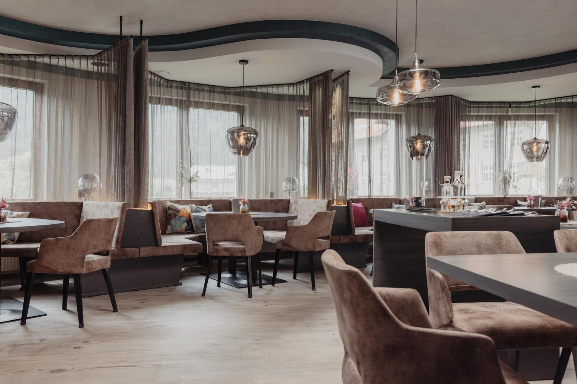 Hotel Kreuz Пфундс Экстерьер фото